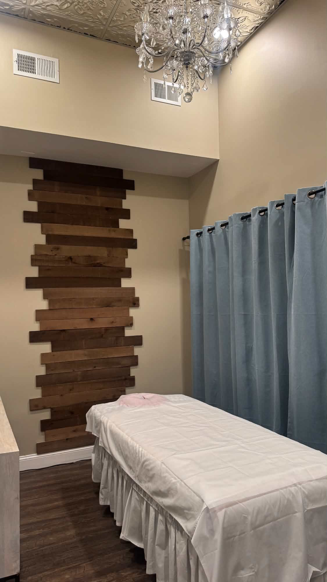A treatment room at 88 Skin Scrub Spa
